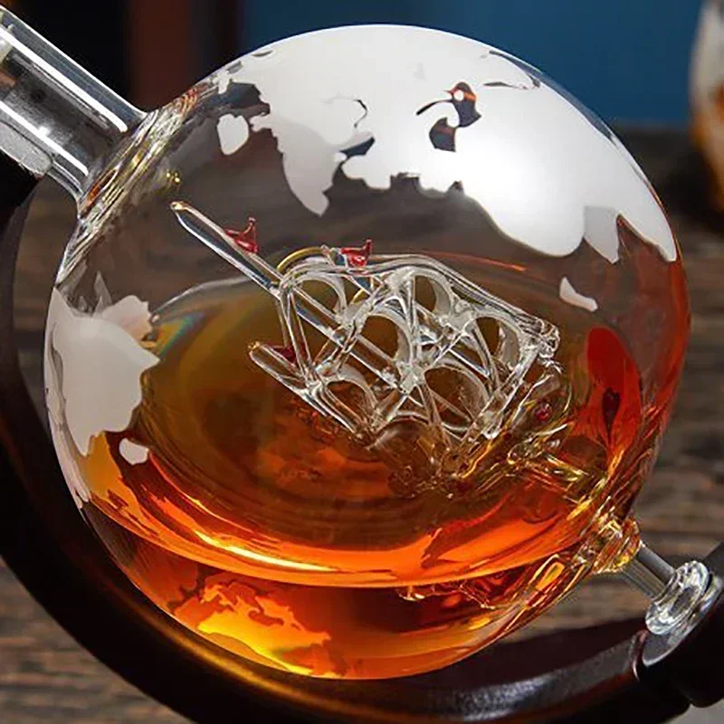 مجموعة إبريق ويسكي إبداعية على - مراجعة Decanter Globe Set وسعره